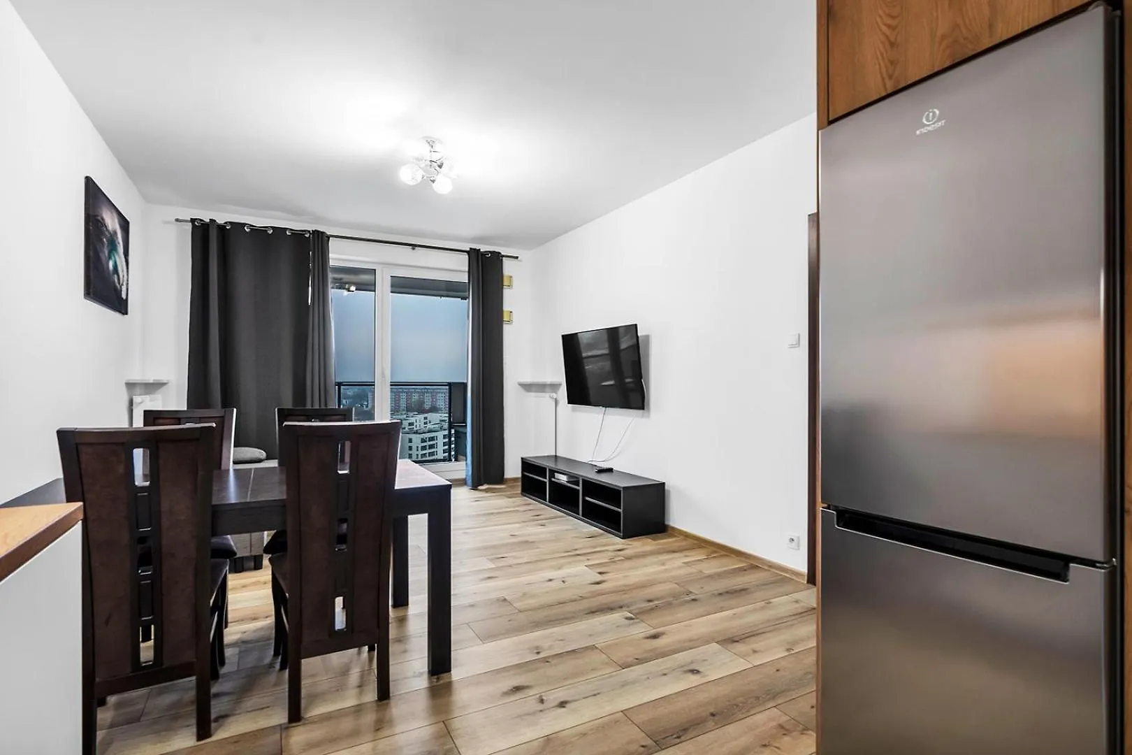 View Of The City Skyline Apartment Warsaw